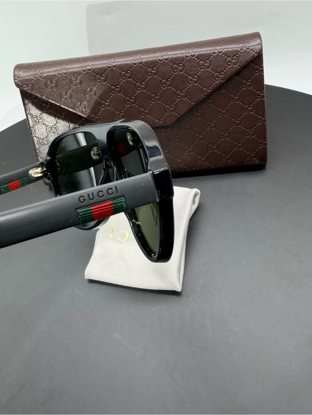 Gucci Aviator Sunglasses with leather case
